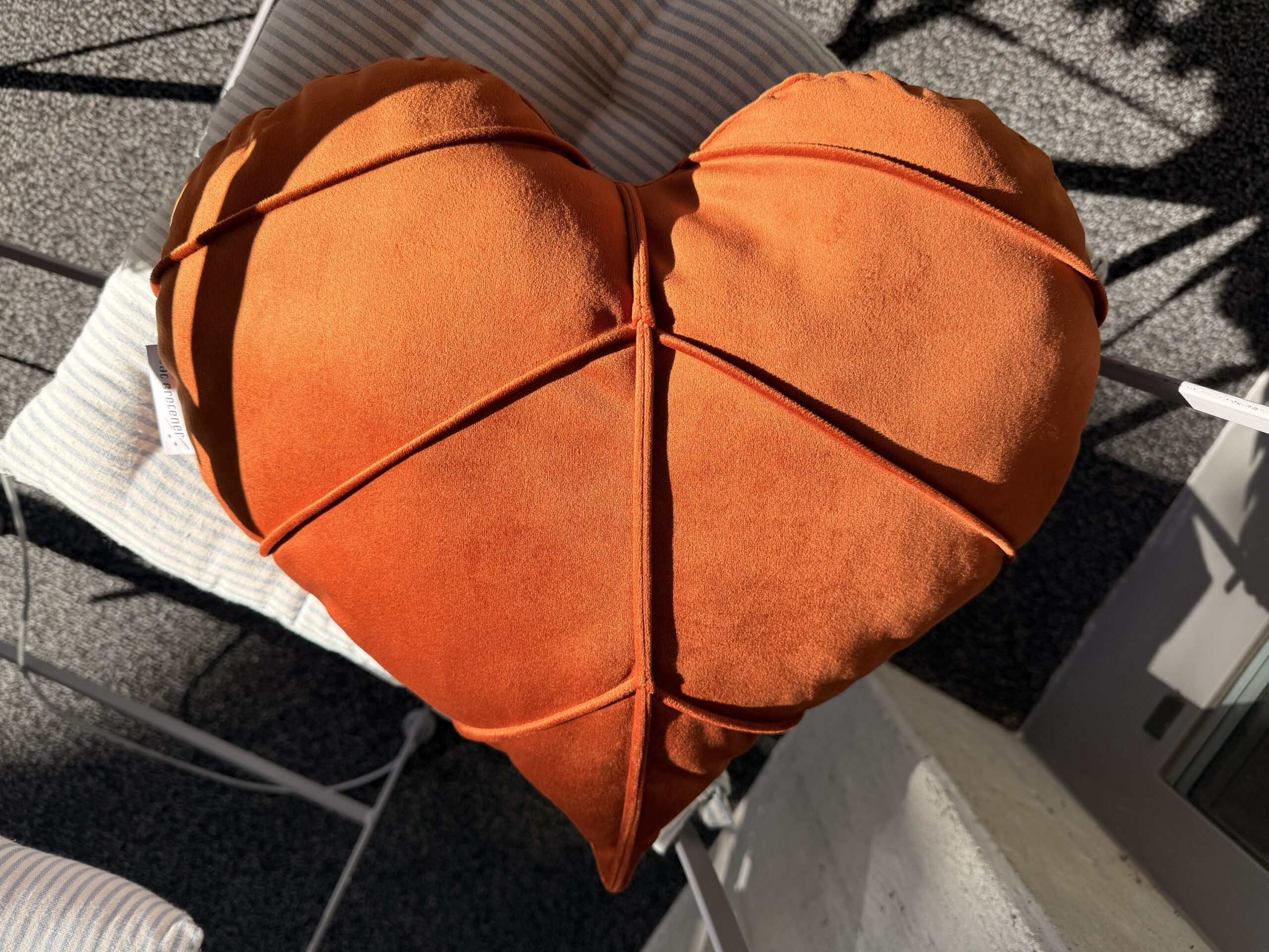 Edles Zierkissen Lindenblatt rostbraun Herz 🧡 – Bild 4