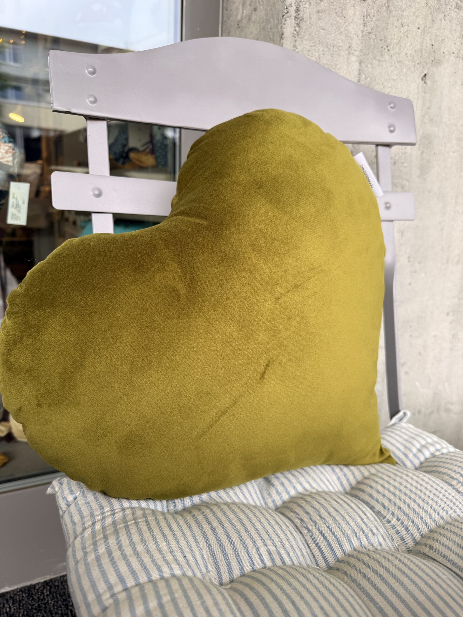 Edles Zierkissen Lindenblatt grün Herz💚 – Bild 3